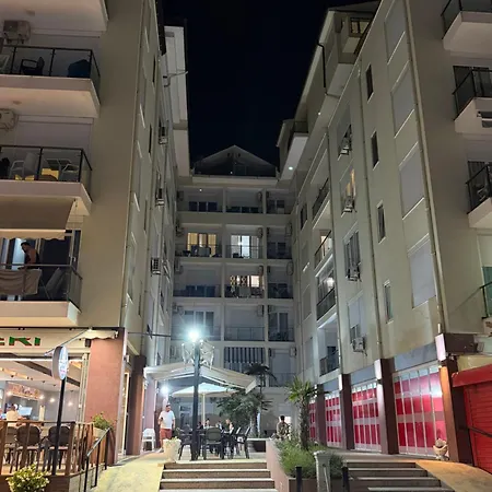 Apartament Deluxe 3 *