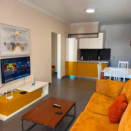 Deluxe 3 Apartament *