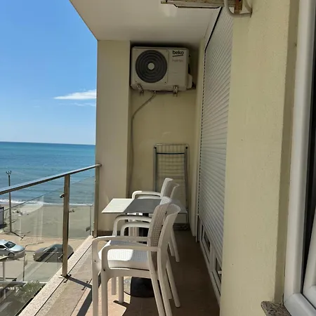 Deluxe 3 Apartament *
